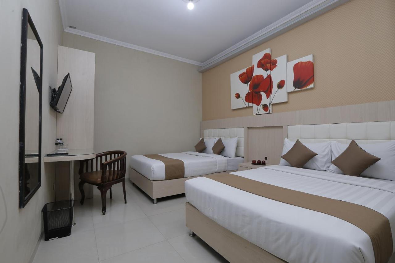 Hotel Atalie Malioboro By Natt'S Hospitality Yogyakarta Exteriör bild